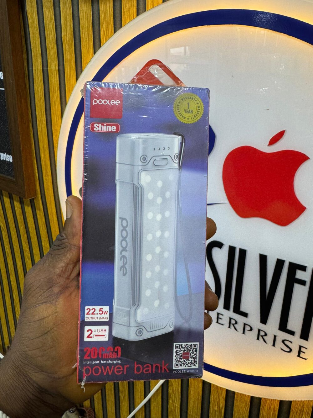 Poolee Shine Power Bank
