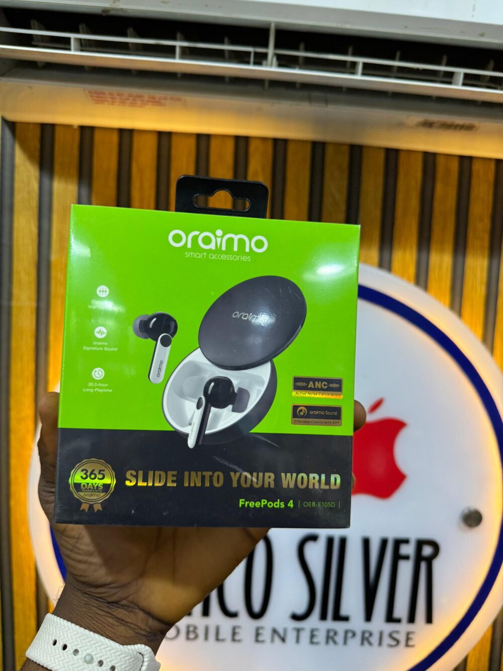 Oraimo Slide Wireless Earbuds - Image 3
