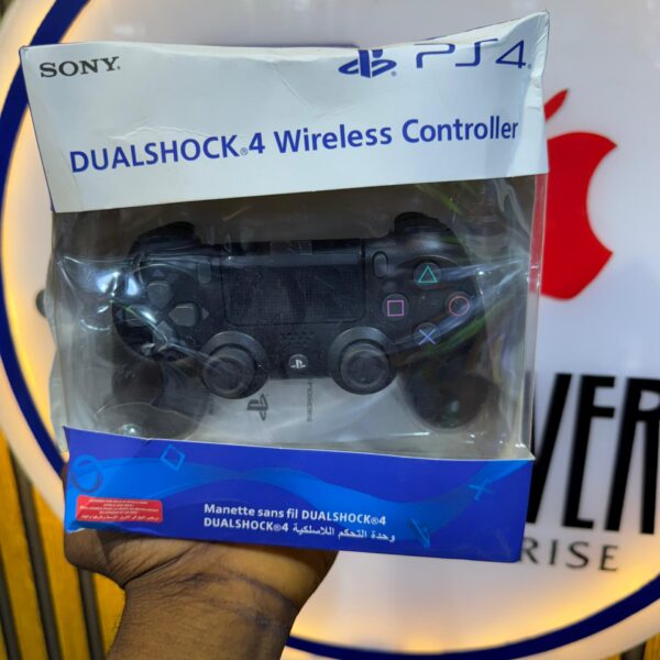 DualShock PS 4 Wireless Controller