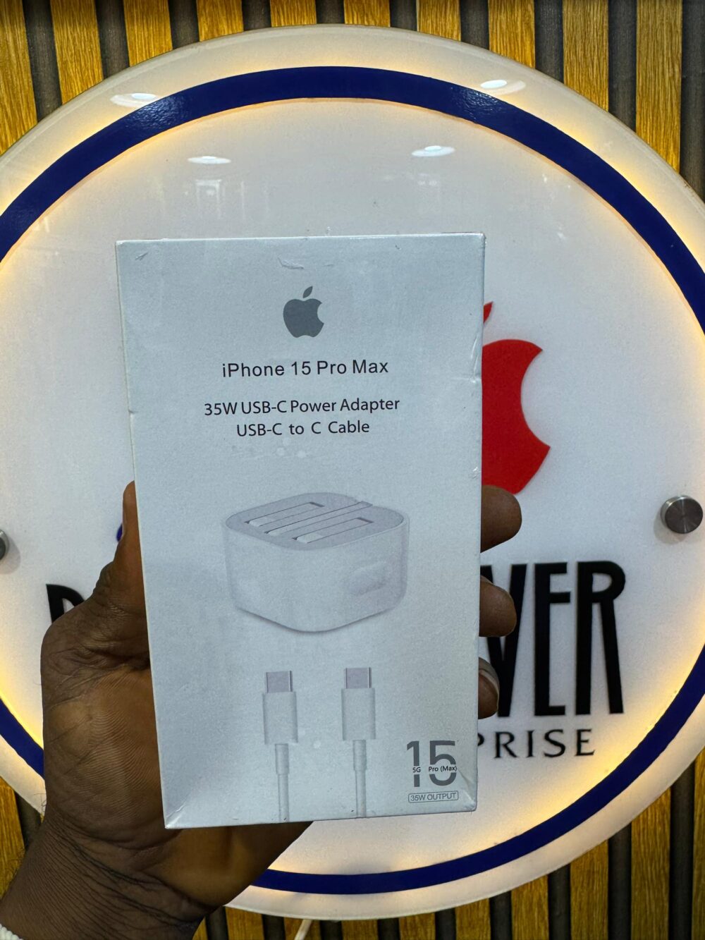 iPhone 15 Pro Max Fast Charger - Image 2