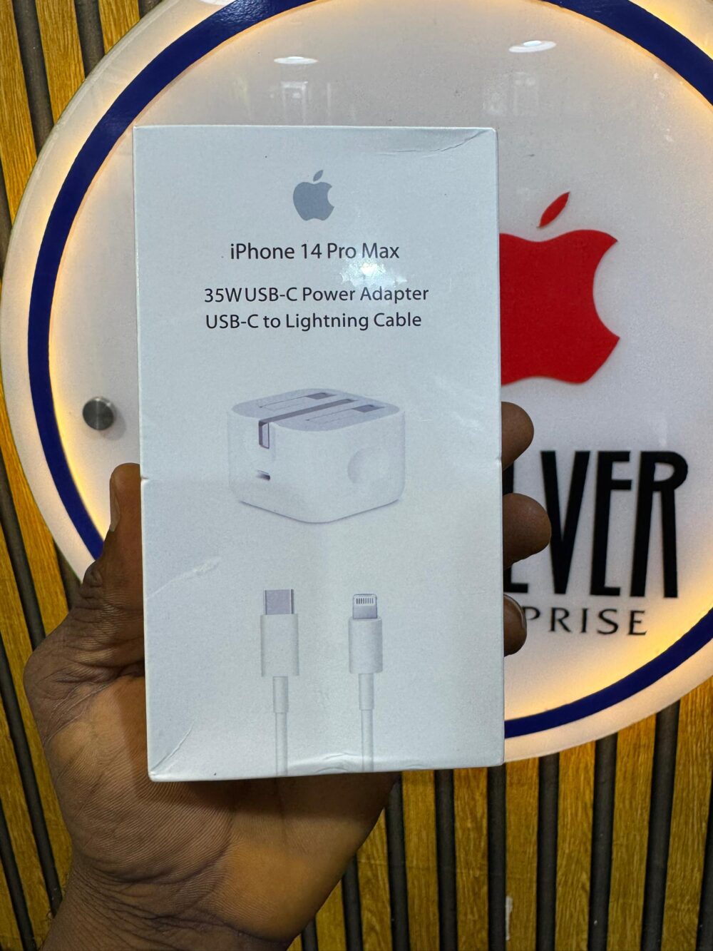 iPhone 14 Pro Max Fast Charger - Image 2