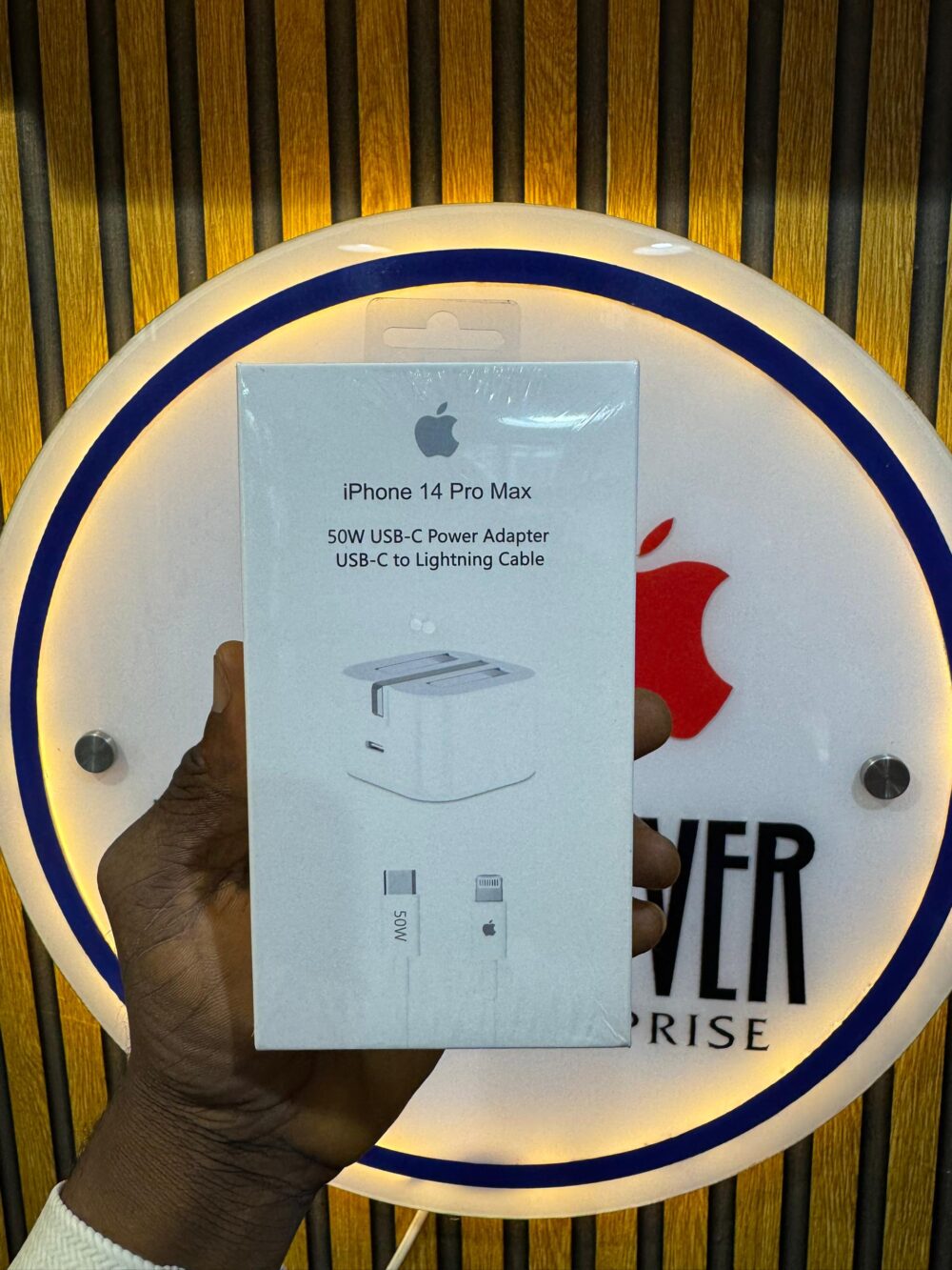 iPhone 14 Pro Max Fast Charger